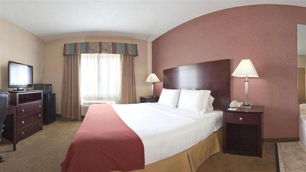 Holiday Inn Express Hotel & Suites Cincinnati-North/Sharonville Eksteriør billede