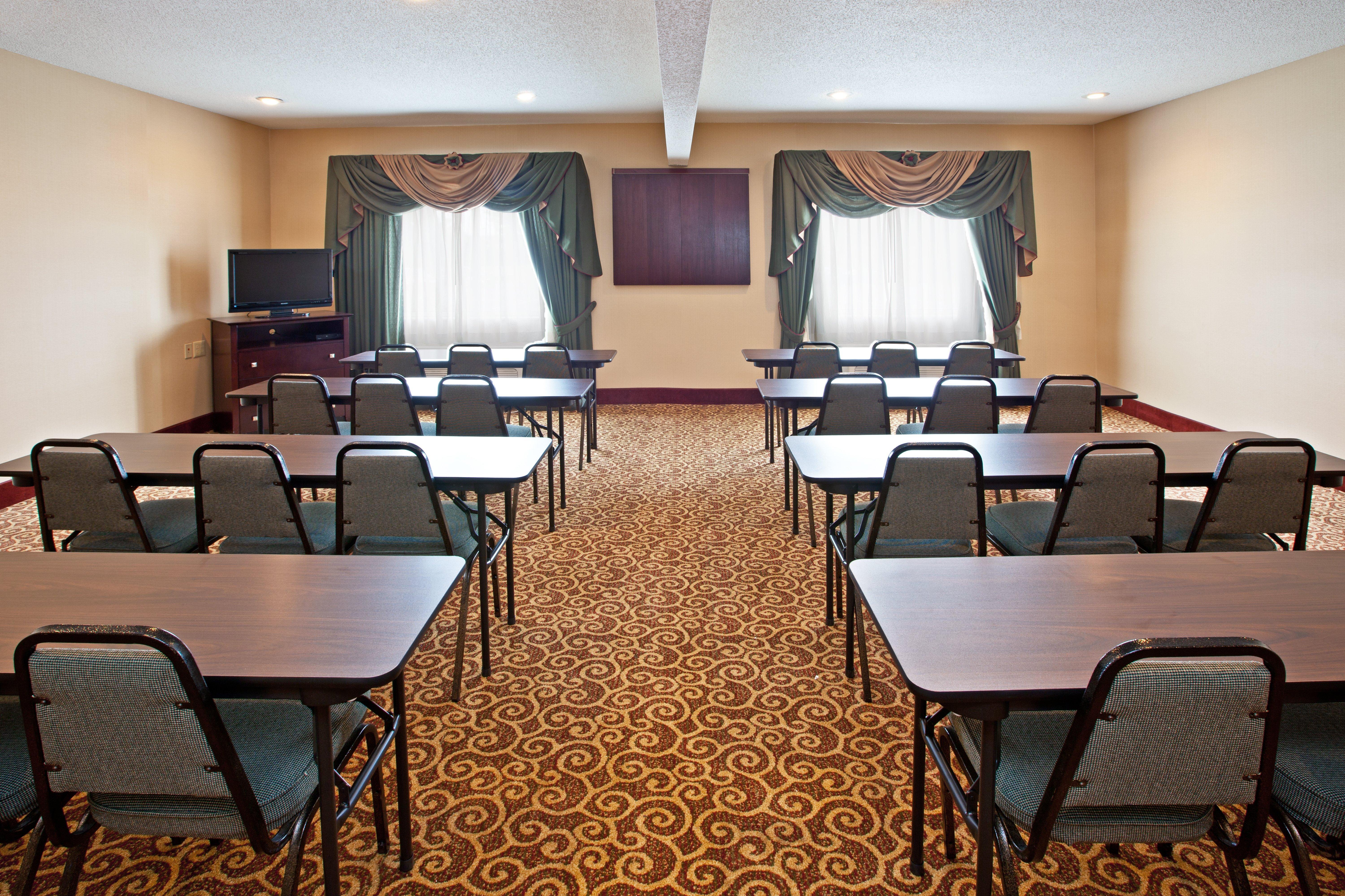 Holiday Inn Express Hotel & Suites Cincinnati-North/Sharonville Eksteriør billede