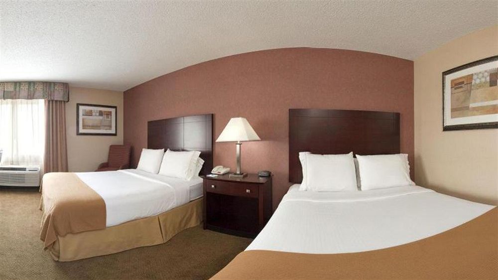 Holiday Inn Express Hotel & Suites Cincinnati-North/Sharonville Eksteriør billede